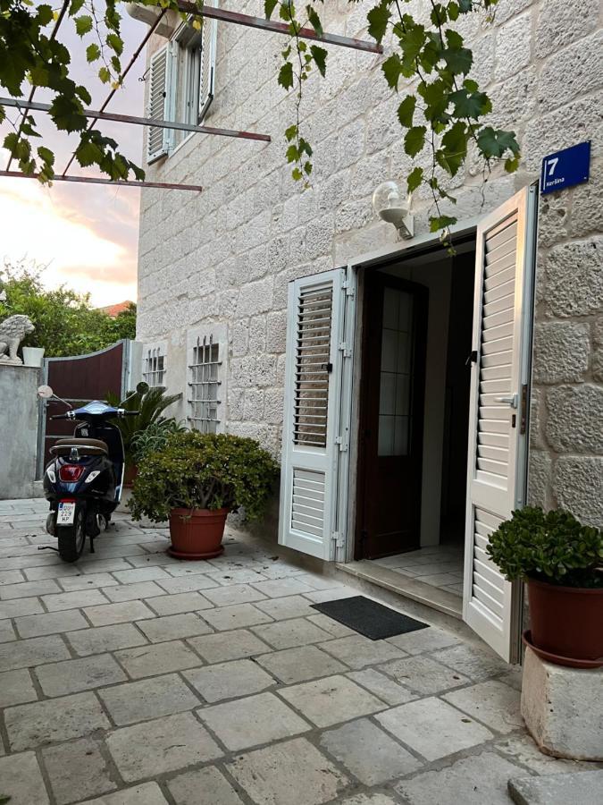 אורביץ Jakov Apartments מראה חיצוני תמונה