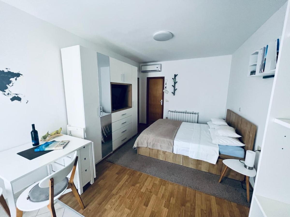 אורביץ Jakov Apartments מראה חיצוני תמונה